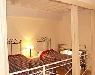 Yaif Hotel